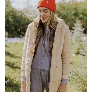 Roolee The Duchess Reversible Sherpa Coat in Corn Silk size Large